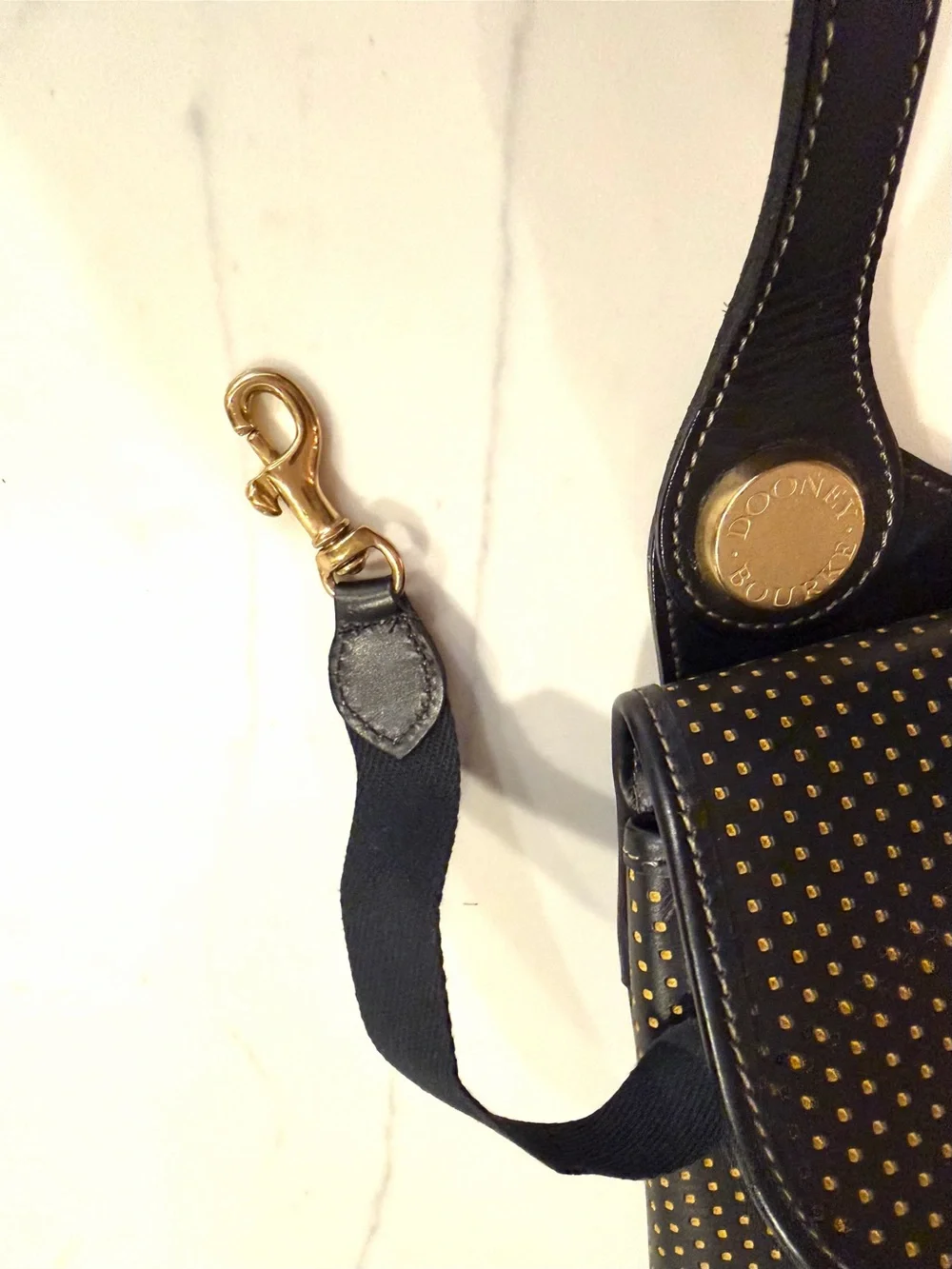 DOONEY & BOURKE•black perforated leather cabriolet vintage shoulder bag - Picture 12 of 14